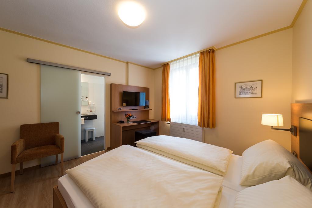 Hotel Hirschen 콘스탄츠 외부 사진