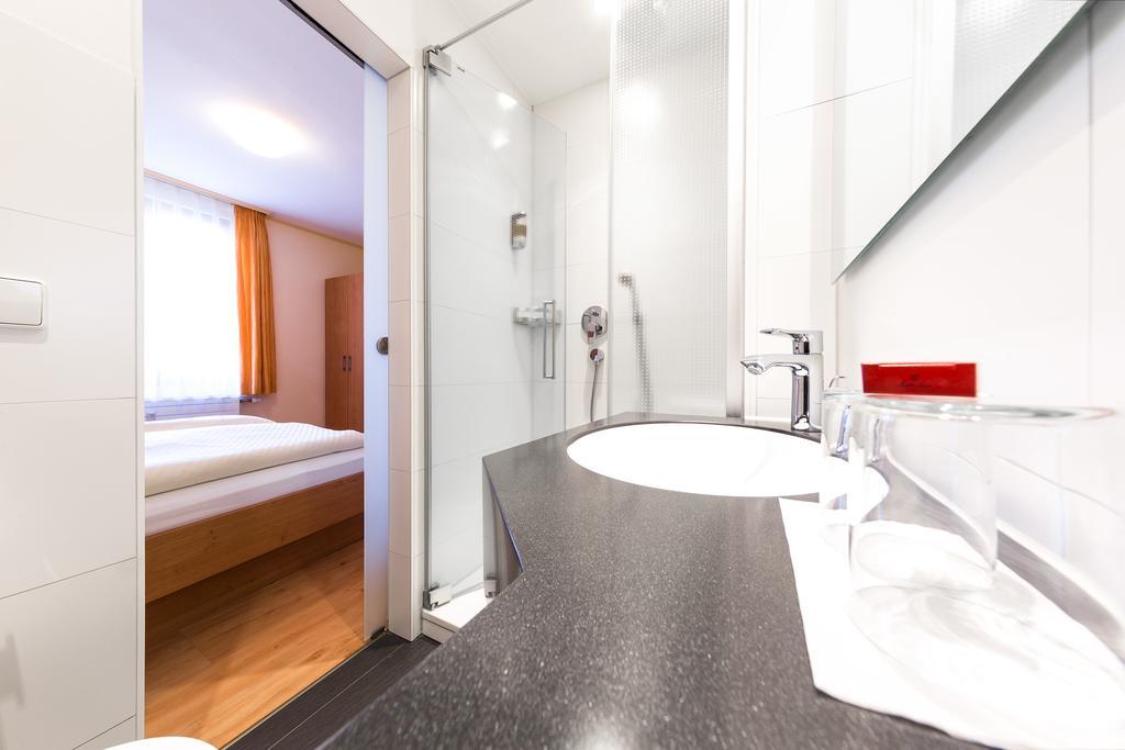 Hotel Hirschen 콘스탄츠 외부 사진