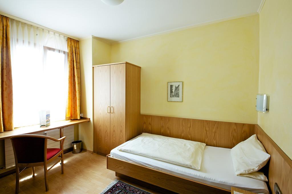 Hotel Hirschen 콘스탄츠 외부 사진