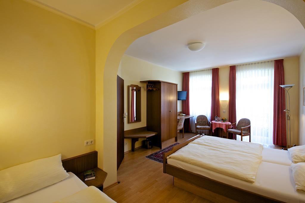 Hotel Hirschen 콘스탄츠 외부 사진