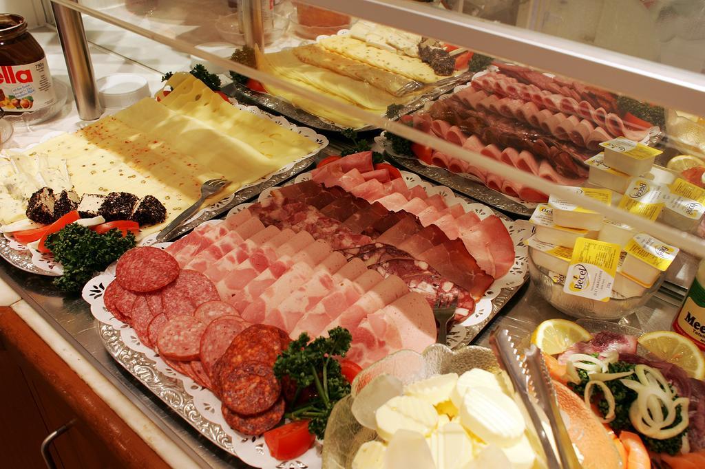 Hotel Hirschen 콘스탄츠 외부 사진
