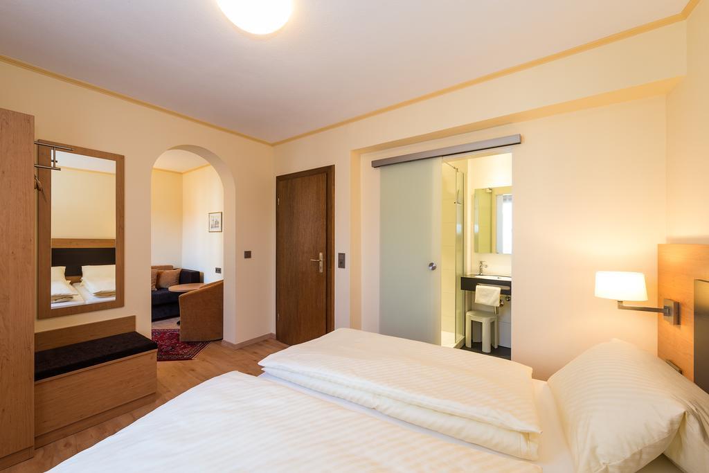 Hotel Hirschen 콘스탄츠 외부 사진
