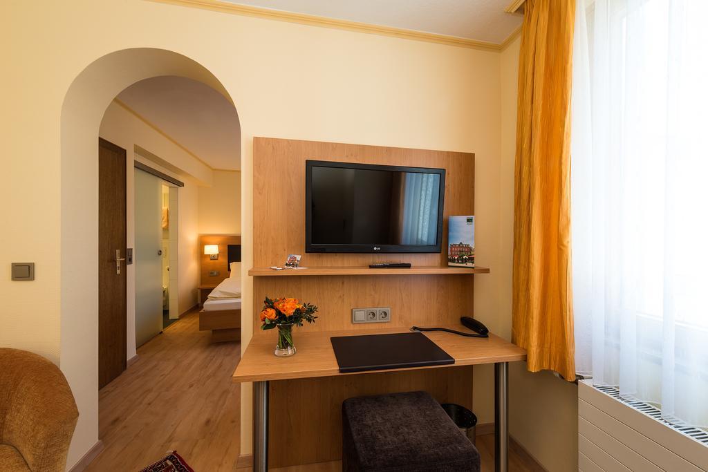 Hotel Hirschen 콘스탄츠 외부 사진